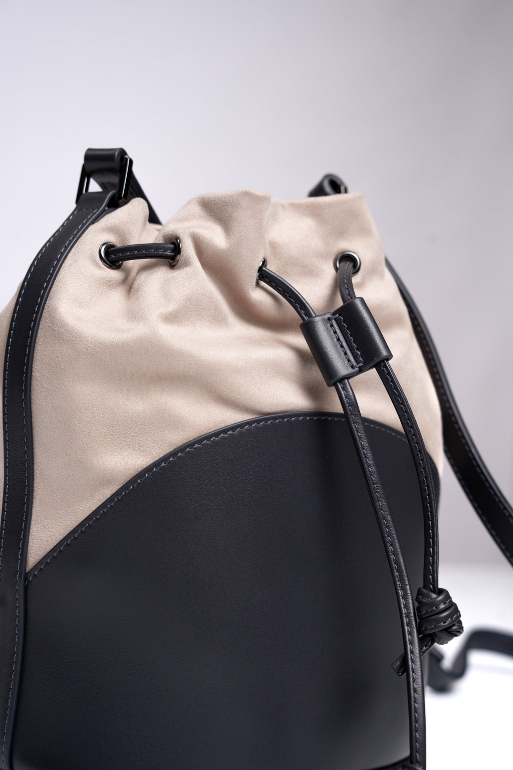 416 Bucket Cross Body