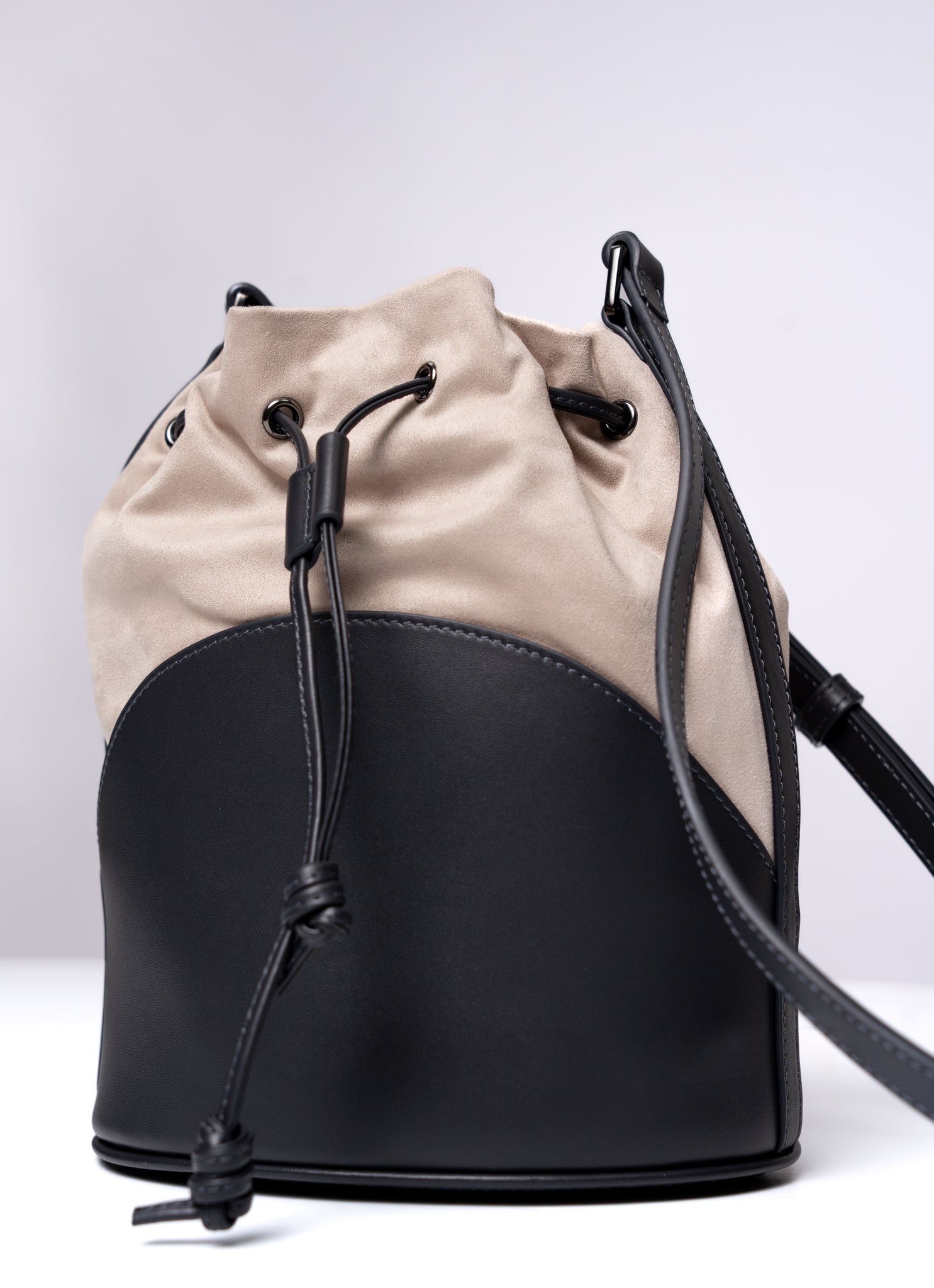 416 Bucket Cross Body