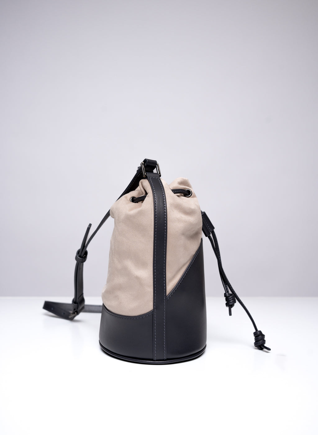 416 Bucket Cross Body