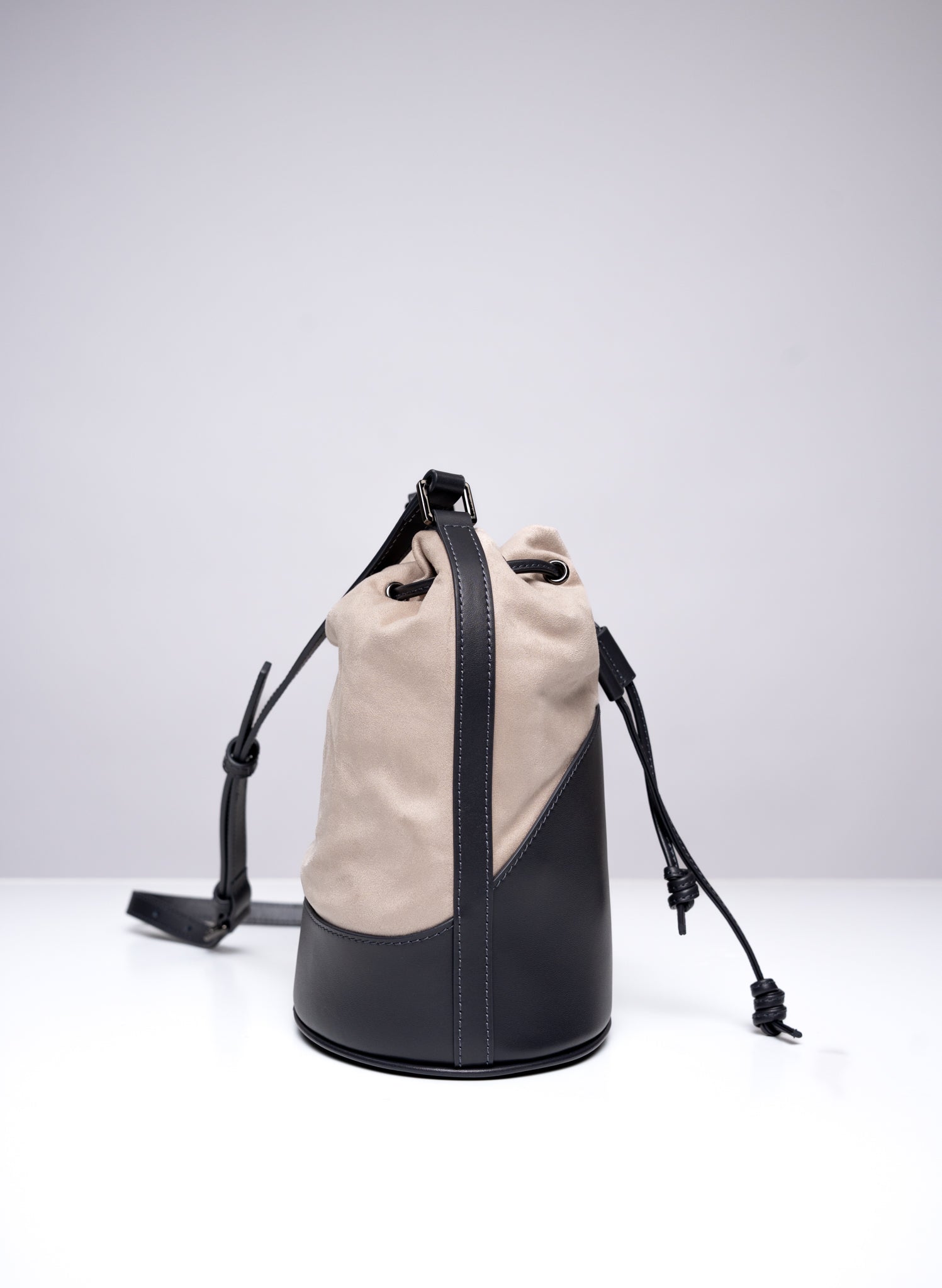 416 Bucket Cross Body